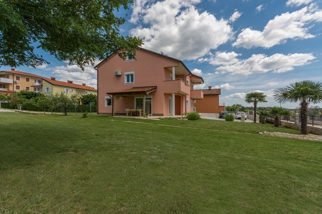 Guest House Gloria Novigrad Istria Exteriör bild